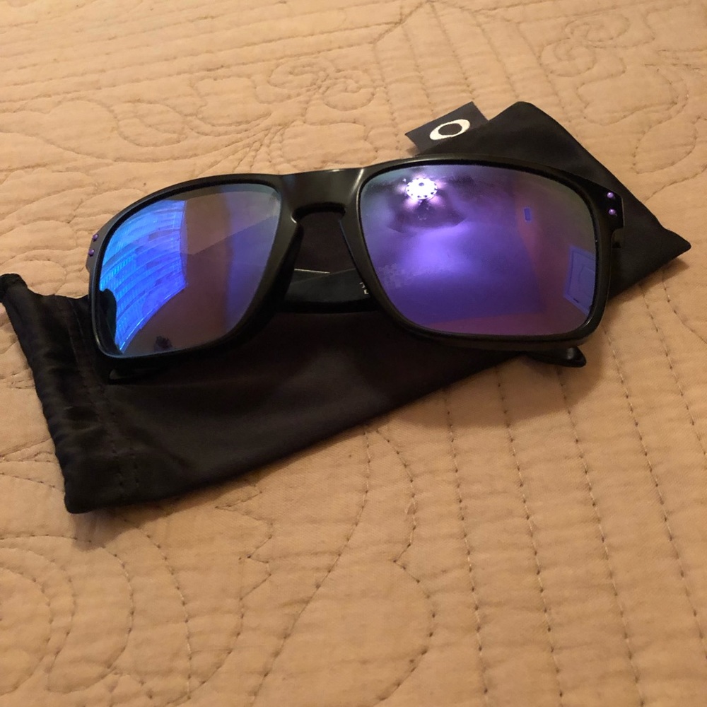 Oakley sun glasses